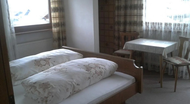Gästehaus Riml, Rezerwuj Hotel Hotele w Tyrol z parkingiem, Parking