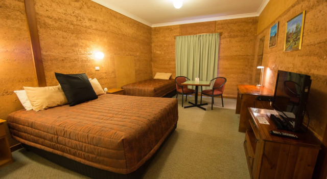 Mud Hut Motel, Prenota Motel Coober Pedy Australia del Sud
