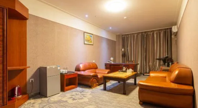 Люкс Huyang Business Hotel