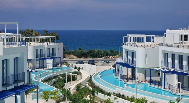 Luxury 2BR Pool in Lapta Villa, Book Villa Sommerhuse i Northern Cyprus, Hytte