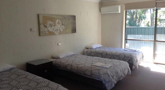 Yonggang Business Hotel, Varaa Hotelli Hanyang District 