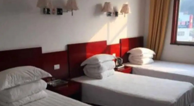 Dengfeng Shao Lin Temple Hotel, Reserva ahora Hotel Hoteles en Henan con aparcamiento, Aparcamiento