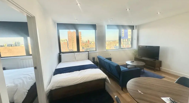 Up to 40 Percent Off Old Trafford Modern Apartment