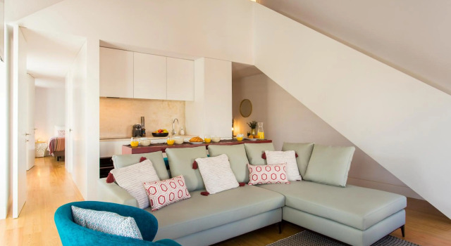 Leisure Luxury Downtown Duplex Lisbon by Altido, Забронировать Отель Лиссабон Эстремадура, рядом с Театр Garagem