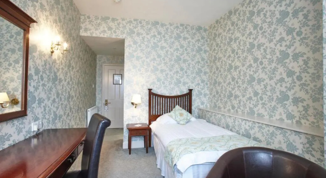Одноместный номер Standard Duke Of Cornwall Hotel