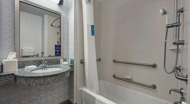 Номер Standard Hampton Inn Farmington