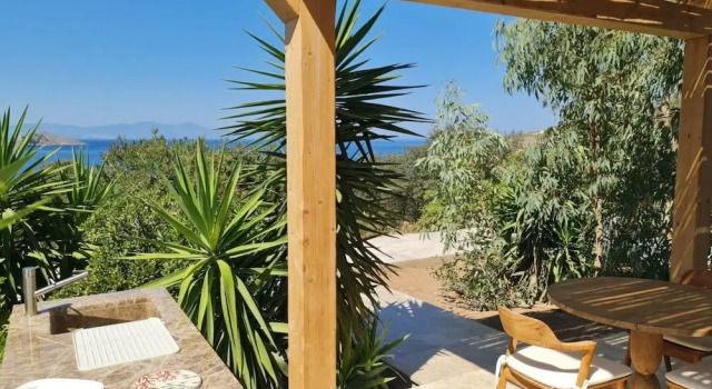 Апартаменты Comfort с видом на море Tilos Villa