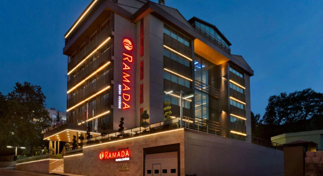 Standardowy dwuosobowy pokój Ramada By Wyndham Bursa Çekirge Thermal & Spa
