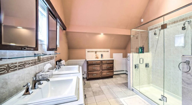 Коттедж Pet-friendly Latham Retreat ~ 7 Mi to Albany!