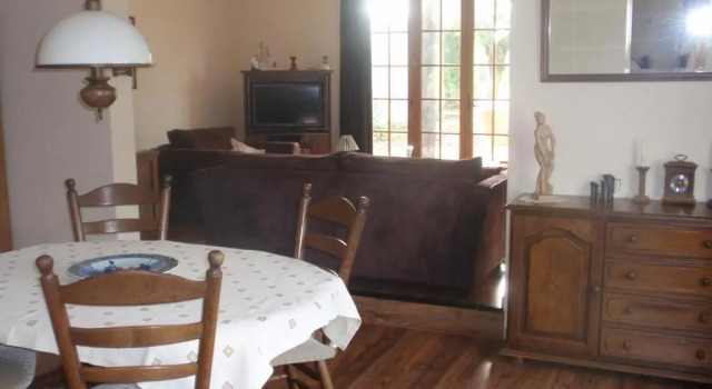 Gite de Poulas, Rezerwuj Hotel  