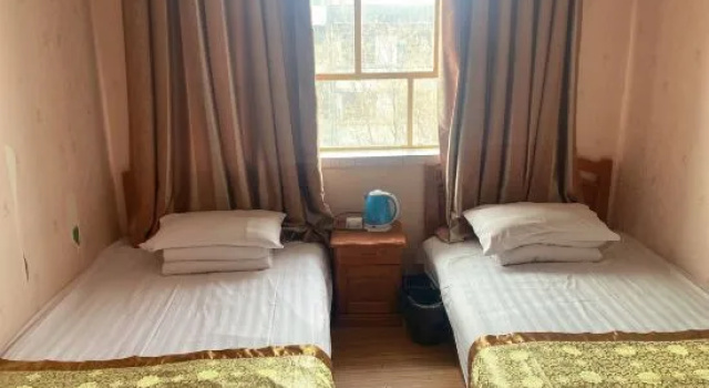 Двухместный номер Standard North Lake Yang Hotel (Jiuquan Bell and Drum Tower Shop)