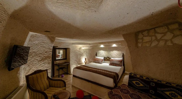Номер Standard с балконом FARMER CAVE HOUSE