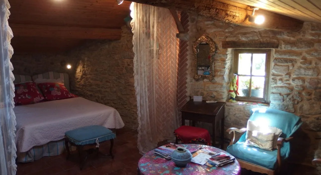 Апартаменты Riverside Home Cottage