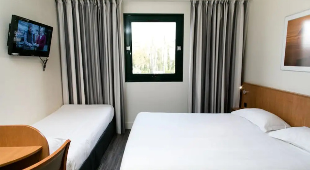 Трёхместный номер Standard Hôtel Vert