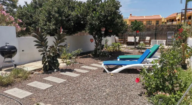 Апартаменты с 3 комнатами Apartamentos Los Medanos