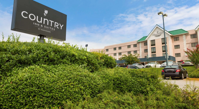 Country Inn & Suites by Radisson, Atlanta Airport South, GA