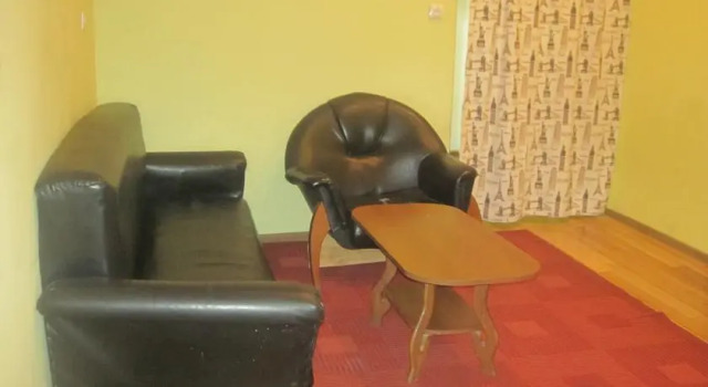 Your Georgian Friend Apartment, Забронировать Апартаменты/квартира Мтацминда Тбилиси, рядом с Концертный зал Тбилиси