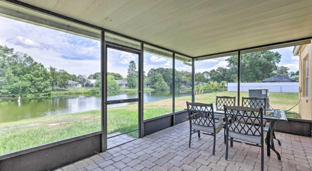 Коттедж Lanai & Pond at Tranquil Bradenton Retreat!