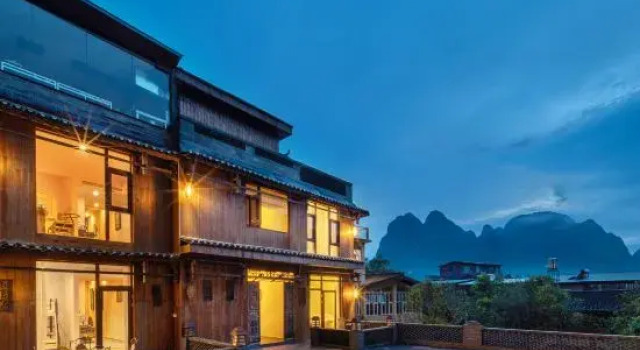 Shanju Bieyuan Homestay (Yangshuo Yulonghe Branch), Book Hotel Hoteller i Yangshuo med parkering, nær Lion Mountain, Parkering