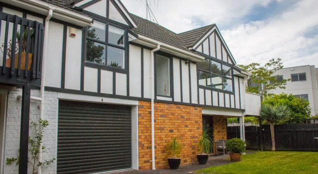 Sunny 2 Bedroom in Kohimarama Close to Beach, Rezerwuj Apartament Auckland 