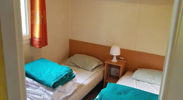 Les Berges Du Cele, Rezerwuj Pole kempingowe Kempingi i glamping w Owernia, Pole kempingowe