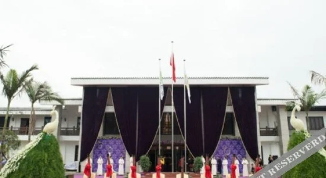 Zihai Yuanxiang Hotel, Rezerwuj Hotel Hotele 3-gwiazdkowe w Mianyang, 3*
