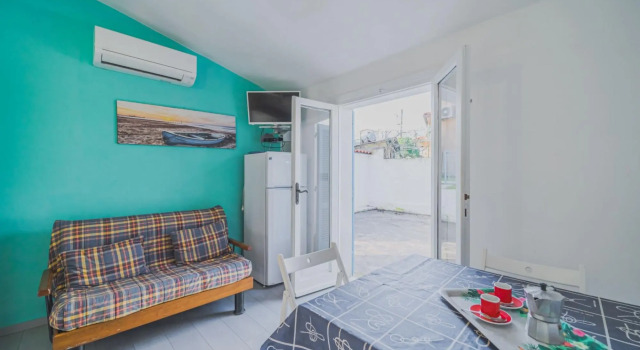 Casa Pareti 30 meters from the sea with parking space-CASA SUL MARE A PARETI, Book Hotel Capoliveri Elba
