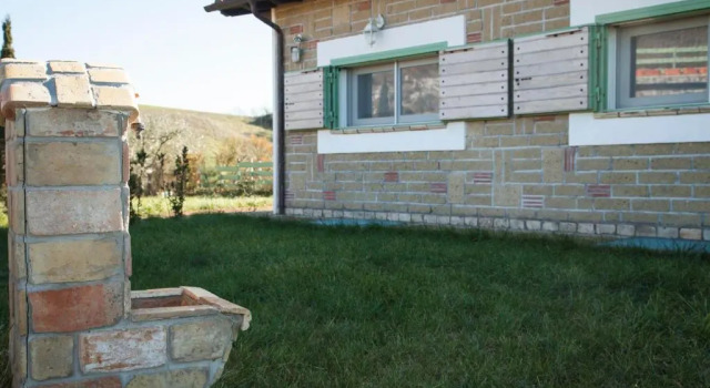 Spasuitebo Roma, Book Bed and Breakfast Hoteller i Mazzano Romano med parkering, Parkering