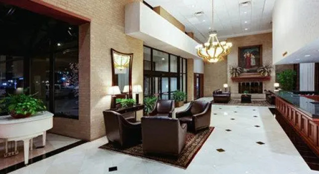 Люкс c 1 комнатой Wyndham Riverfront Hotel