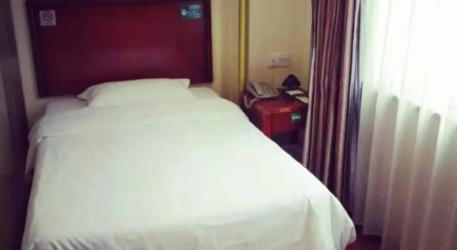Hilton Garden Inn Beijing Fengtai Xiaotun Road, Rezerwuj Hotel Hotele w Pekin z parkingiem, Parking