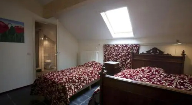 De Oude School, Rezervovat Hotel Hotely v Lutych s parkováním, Parkování
