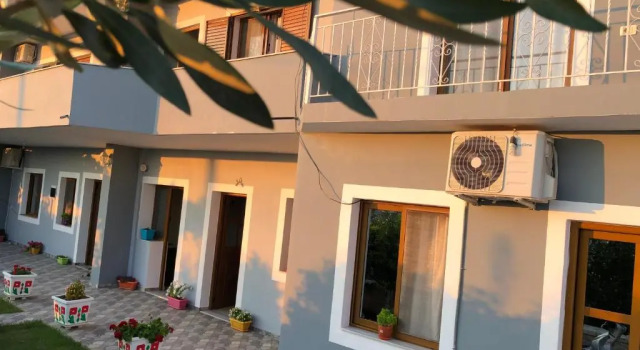 Green Garden Villa