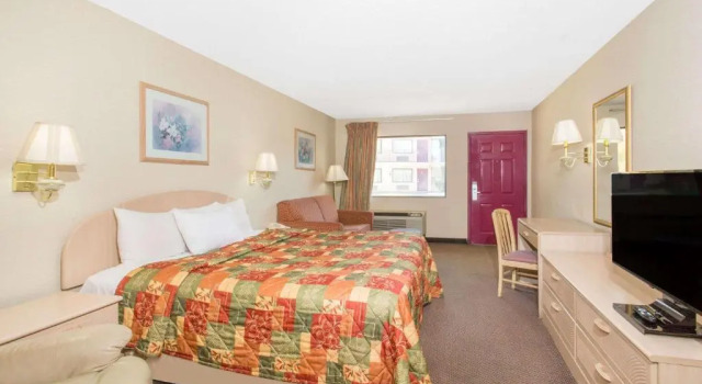 Номер Standard Days Inn & Suites by Wyndham Bentonville