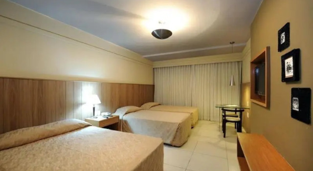 Четырёхместный номер Standard с балконом Afago Mareiro Hotel