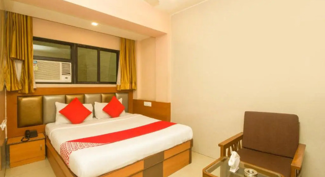 Номер Standard OYO 7727 Hotel Sarovar Grand