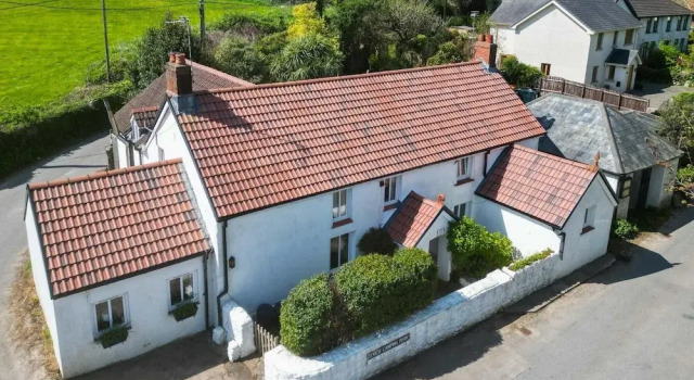 Bullcroft - 6 Bedroom House - Oxwich, Забронировать Дом для отпуска Суонси Полуостров Гоуэр, рядом с Замок Пенрайс