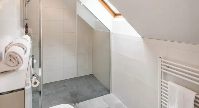 Camera Standard 4 camere duplex VN48 Suites by Adrez