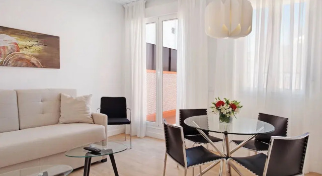 Пятиместные семейные апартаменты с 2 комнатами Apartamentos Metrópolis