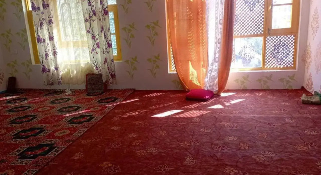 POP 92607 Rohi Homestay, Забронировать Отель Джамму Джамму и Кашмир