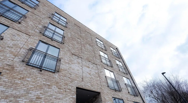 Victoria Park Vista One-bedroom by Sojo Stay, Забронировать Апартаменты/квартира Отели Лондона с парковкой, рядом с Музей диковин Виктора Винда, Парковка