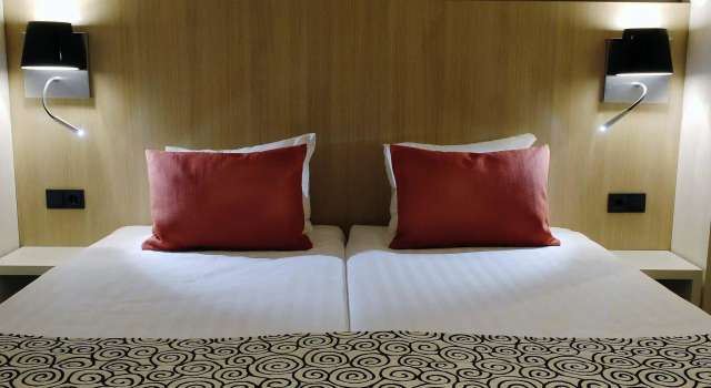Mercure Hotel Schiphol Terminal, Забронировать Отель Отели Норда 3 звезды, 3*