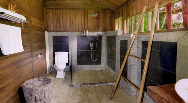 Шестиместный номер Superior с красивым видом из окна Janji Laut Resort