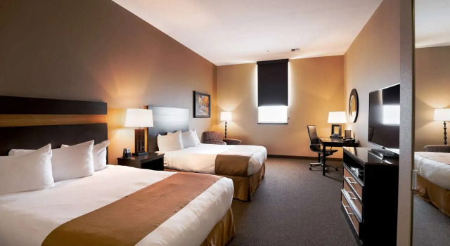 Четырёхместный номер Standard Hotel Maison Yakima Tapestry Collection by Hilton
