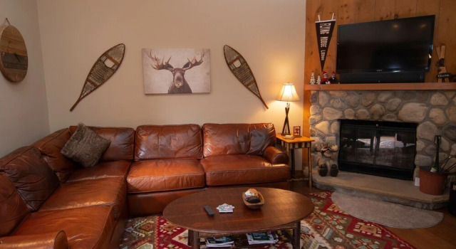 3br Ski-in, Ski-out & Private Sauna 3 Bedroom Condo by RedAwning, Book Hotel Ludlow Okemo Mountain