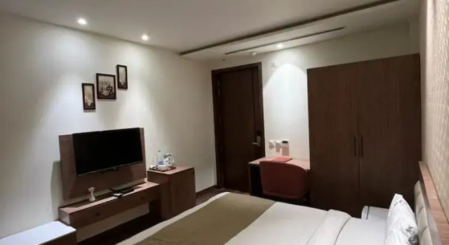 HOTEL SUNPARKINN BARNALA Punjab, Buchen Sie Hotel Barnala 