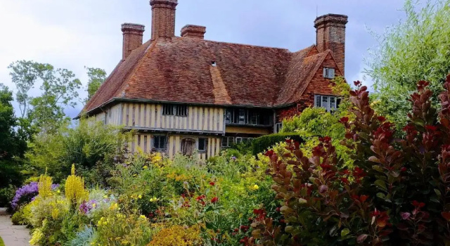 Коттедж Amazing cottage right in the heart of Ewhurst Green, overlooking Bodiam Castle