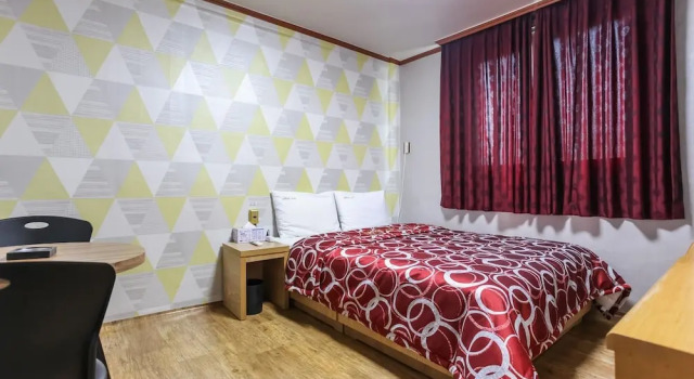Gangneung Ewha Motel, Boek Motel Hotels in Gangwon-Do met parkeren, Parkeren