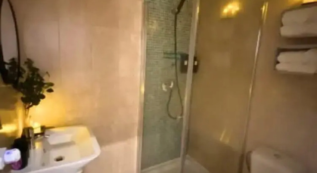 Номер Premium Naval Guest House