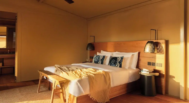 Amar Luxury Desert Ecolodge, Varaa Lomakoti Al Ajban Arabiemiirikunnat
