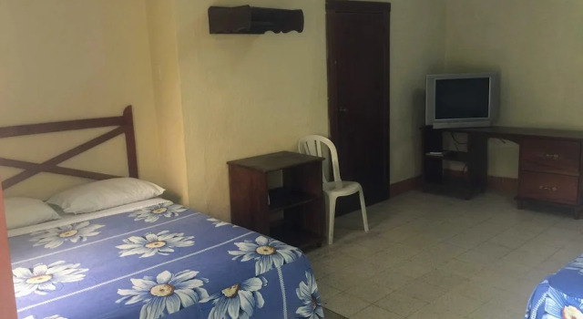 Hotel y Restaurante Casa Jardines, Prenota Hotel Hotel 3 stelle a Peten, 3*